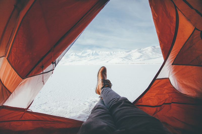 В палатке зимой