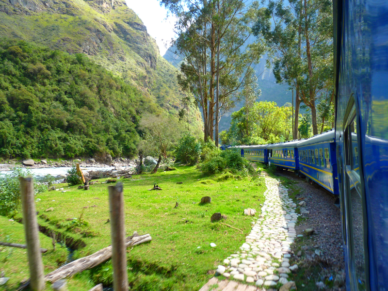 Мачу-Пикчу, поезд в Перу