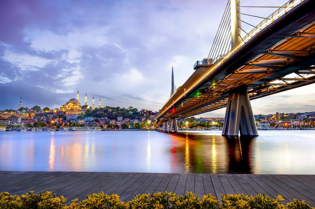 Стамбул, мост через Босфор