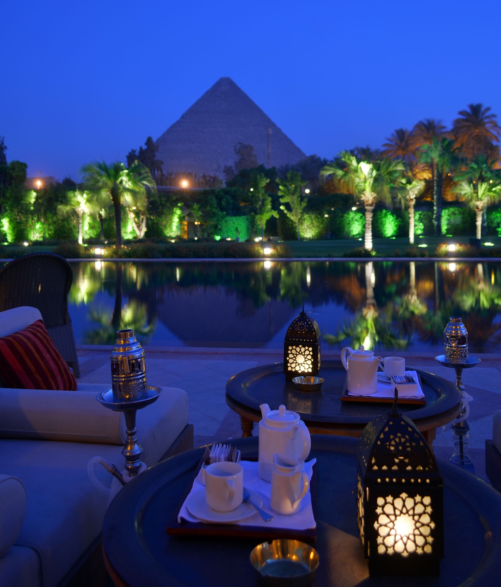 Египет, отель "Марриотт Мена Хаус" с бассейном с видом на пирамиды