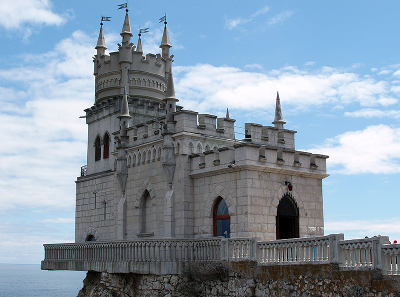 Замок "Ласточкино гнездо" в Крыму в Гаспре